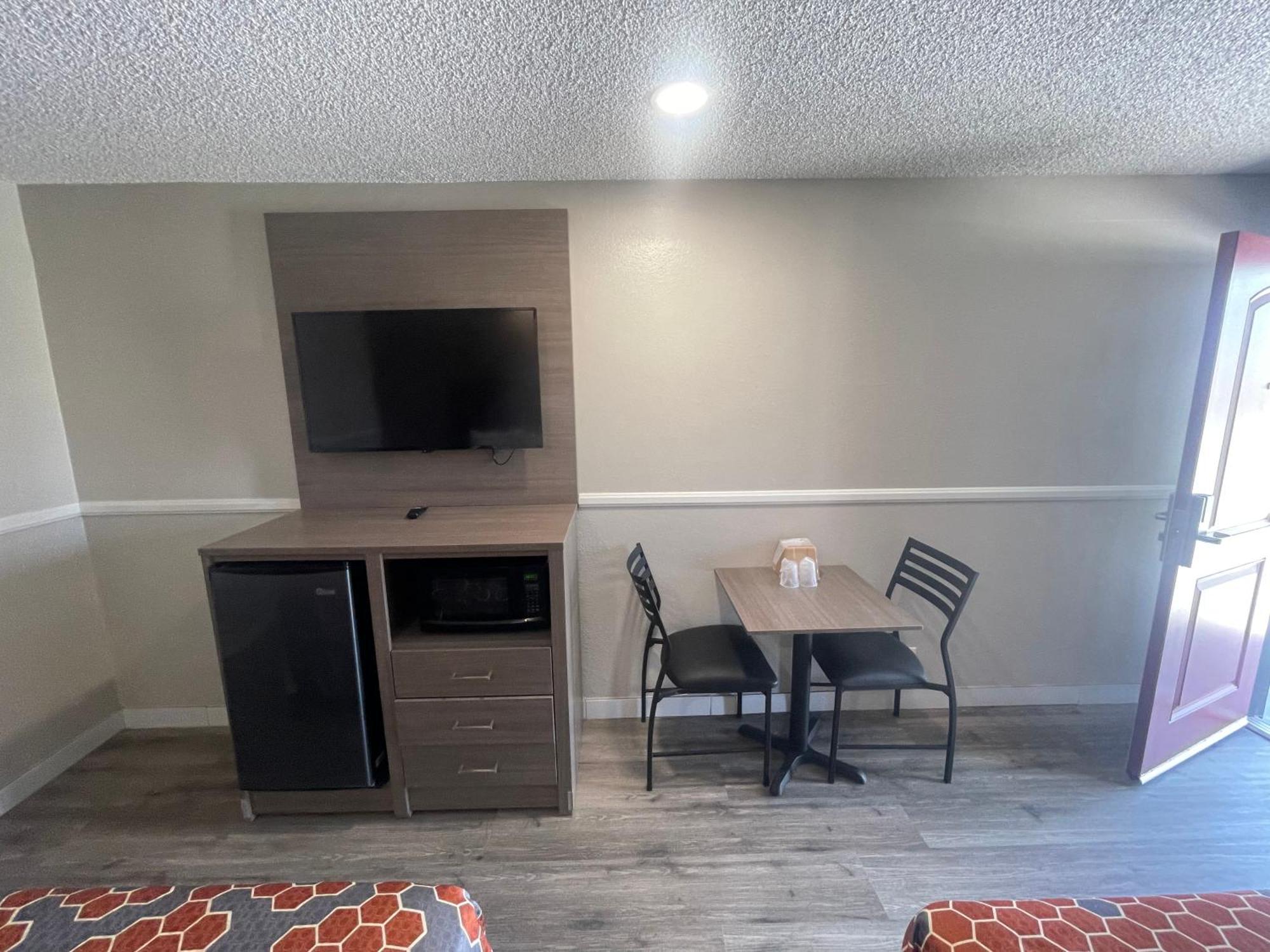 Simplestay Suites - Downtown San Bernardino Zewnętrze zdjęcie