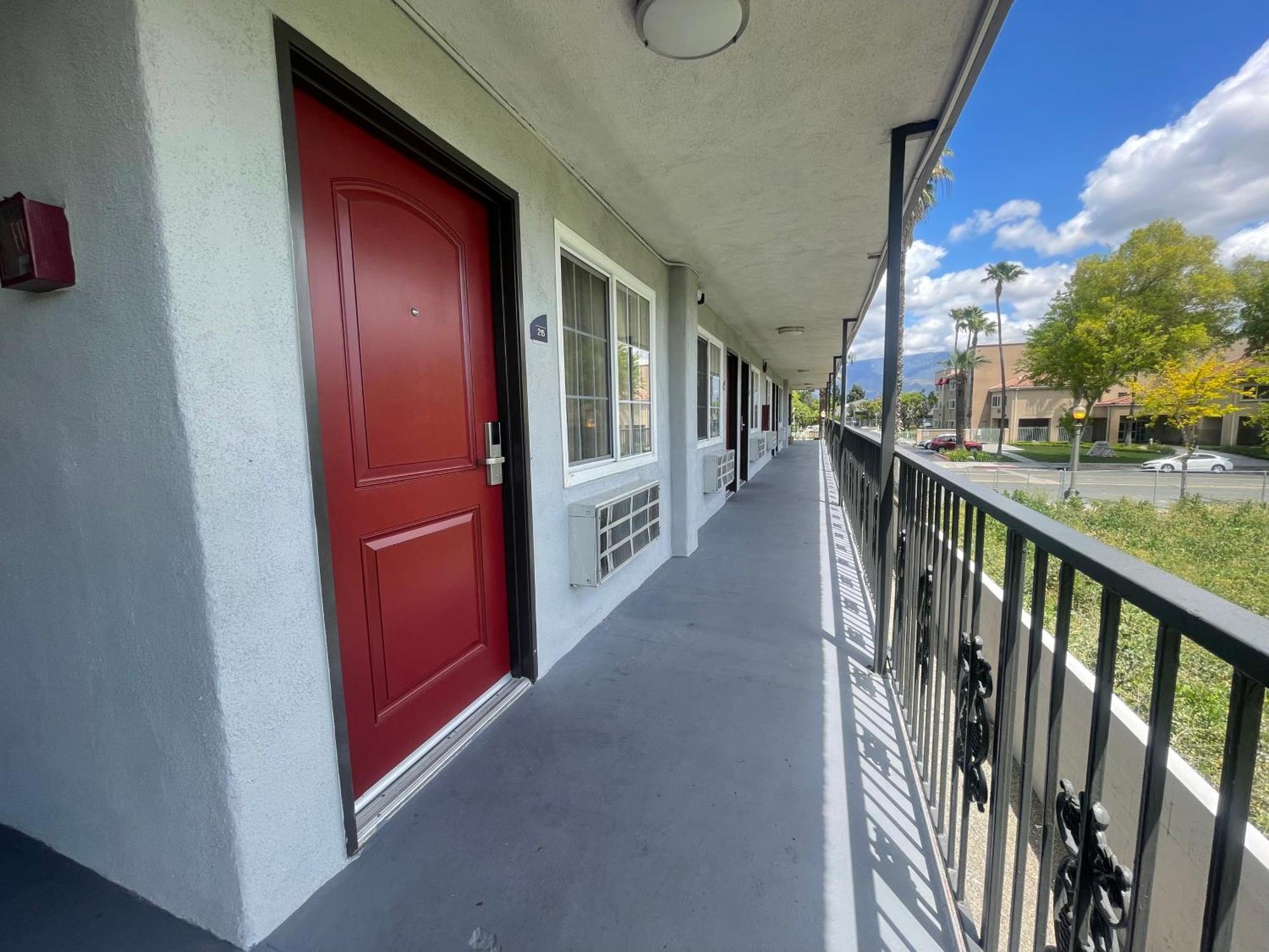 Simplestay Suites - Downtown San Bernardino Zewnętrze zdjęcie